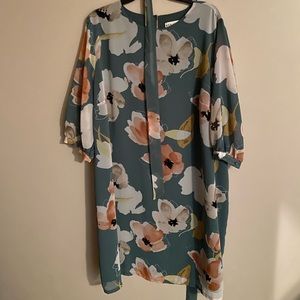 AVA & VIV Floral long sleeve knee length dress